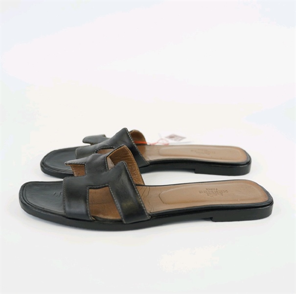 Dép Hermes đen sz38+