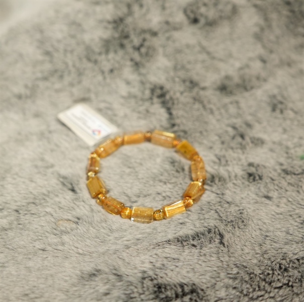 Vòng tay đốt trúc thạch anh tóc vàng VIP 278345 +