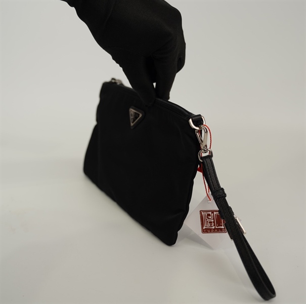 Ví Prada màu đen KG+