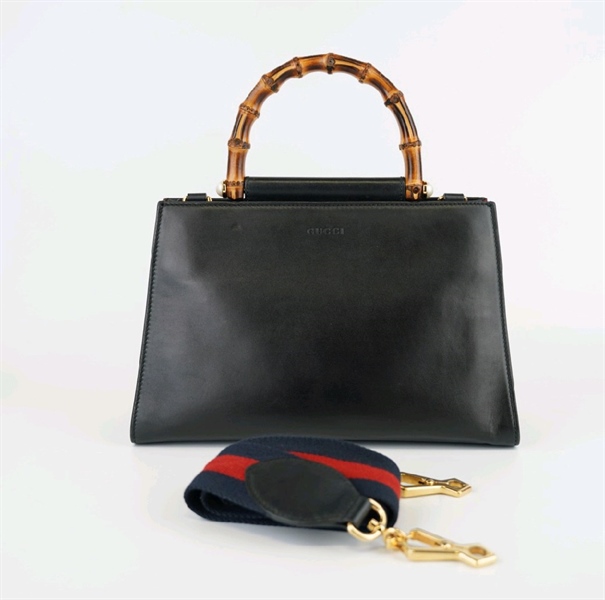 Túi GC đen quai trúc lòng đỏ +