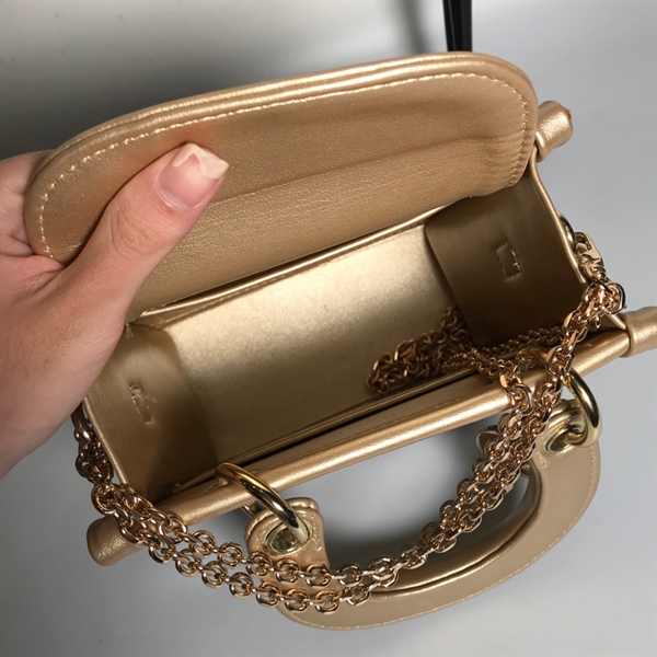 Túi giấy Dior đứng KG+