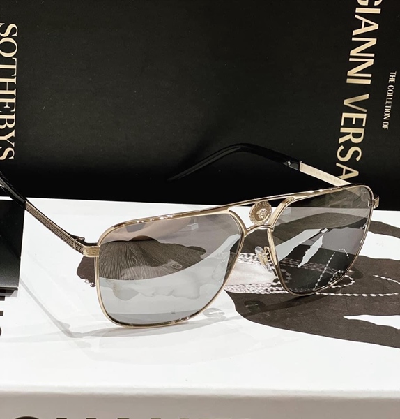 Kính Versace KG+