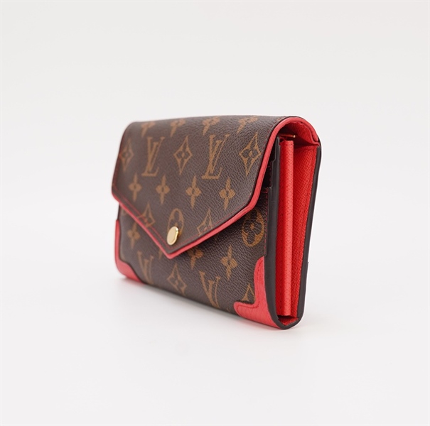 Ví LV hoạ tiết hoa nâu viền đỏ size 18cm +