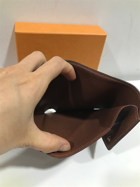 Ví LV Gập 3 Nút Nâu+