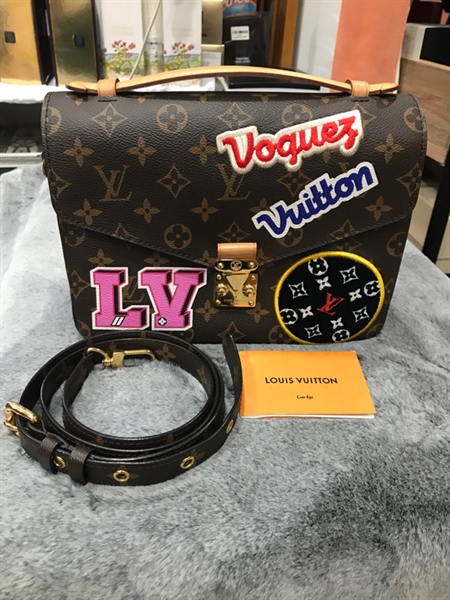 Túi LV metis họa tiết chữ nhiều màu+