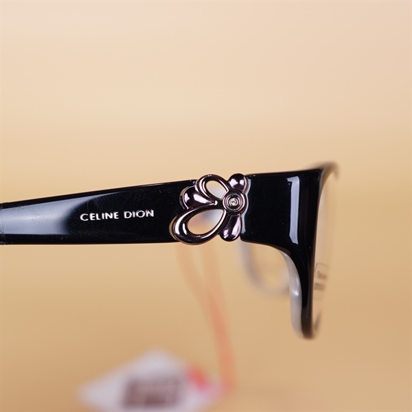 Kính Celine gọng đen trắng KG+