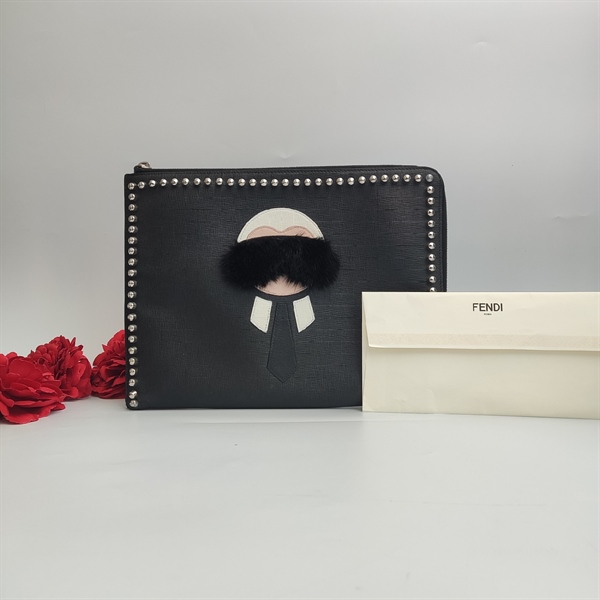 Túi Fendi charm lông KG +5