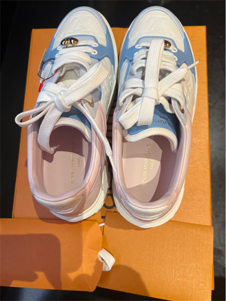 Giày LV màu trắng phối xanh KG+