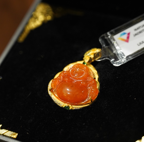 Mặt cẩm huyết 388532 +