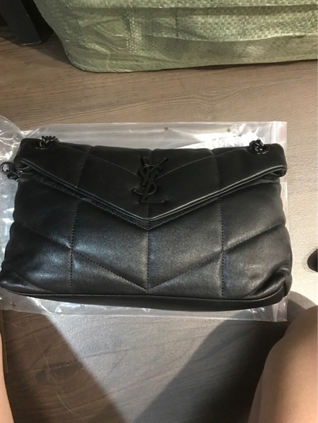 Túi YSL màu đen +