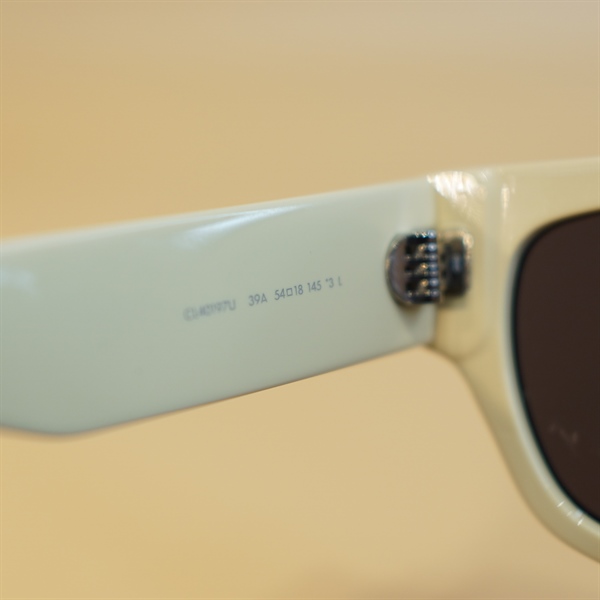 Kính Celine gọng vàng nhạt KG+