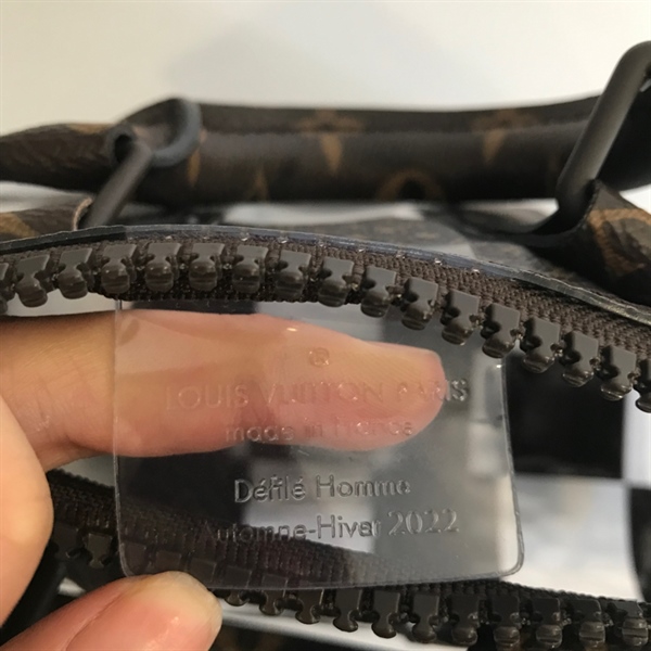 Túi LV Đen Ô vuông trắng trong KG+