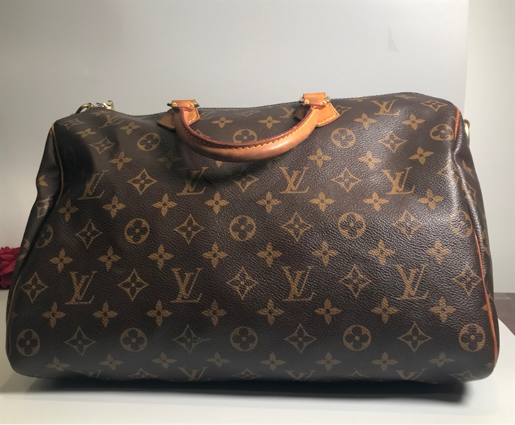 Túi LV cỡ trung khoá vàng KG+