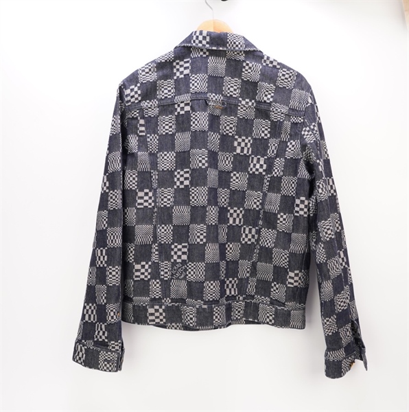 Áo khoác LV ô vuông đen xám KG+