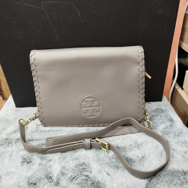 Túi đeo chéo Tory Burch xám ++