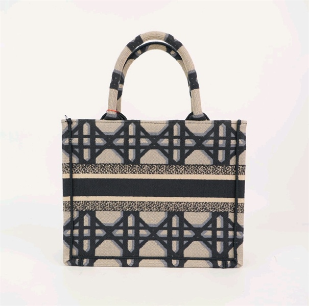 Túi Dior tote xám xanh KG+