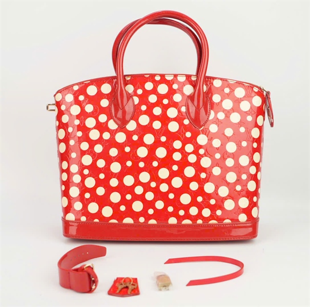 Túi LV da bóng hoa màu đỏ size 30 ++