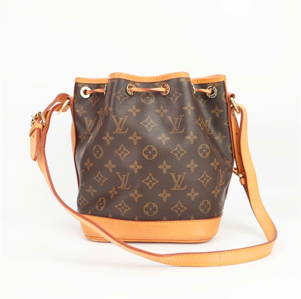 Túi LV dây rút hoa nâu size 18 ++