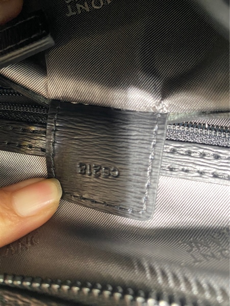 Túi Mont Blanc đen KG+