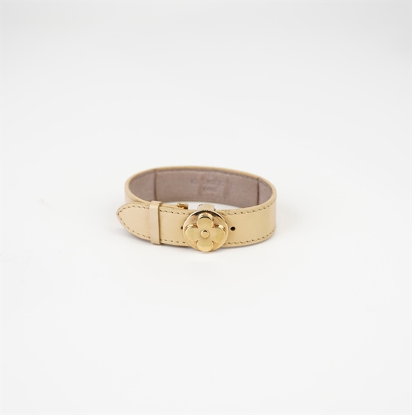 Vòng tay LV sữa hoa vàng +