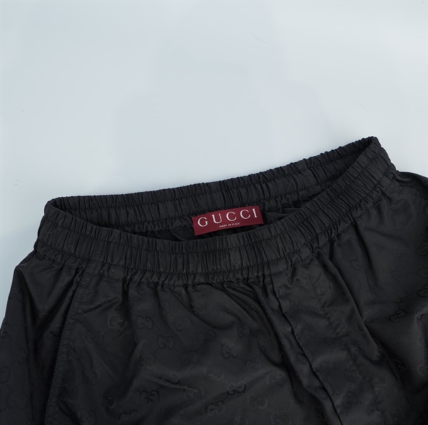 Quần GG màu đen in hoạ tiết KG+