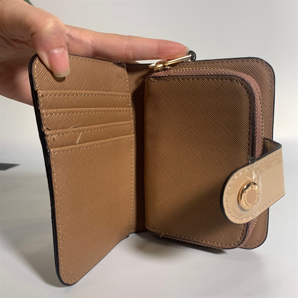 Ví River nâu vàng KG+