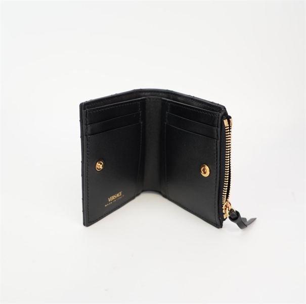 Ví Versace màu đen đính logo KG+