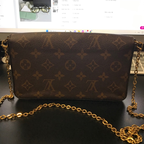 Túi LV lòng đỏ +