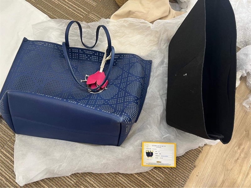 Túi Tote Dior Xanh Mực KG+