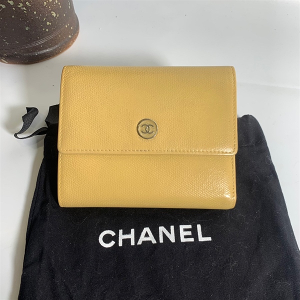 Ví Chanel vàng KG+