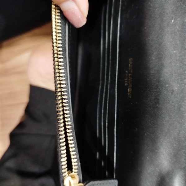 Túi xách YSL đen tua rua 19cm +