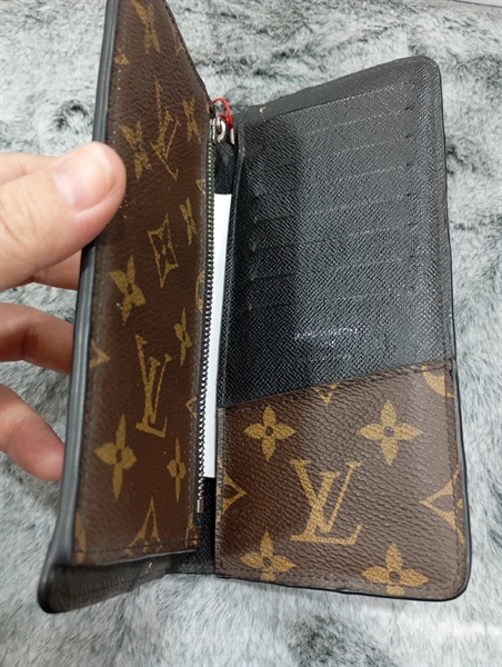 Ví LV gập đôi lưng da KG+