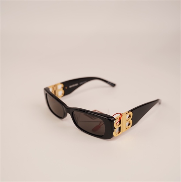 Kính râm Balenciaga đen logo vàng KG+