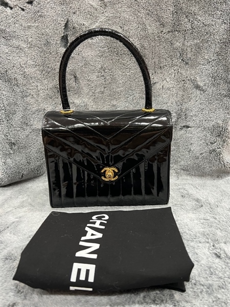 Túi Chanel xách tay màu đen KG+