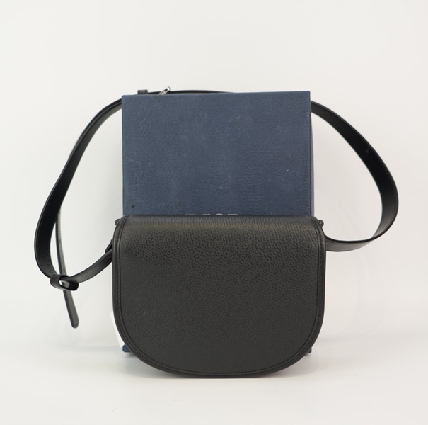 Túi Dior màu đen KG+