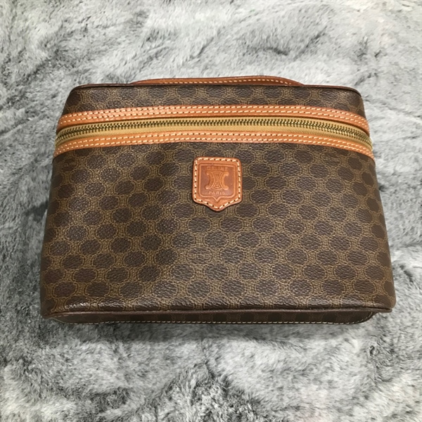 Túi hộp tròn Celine màu nâu KG+