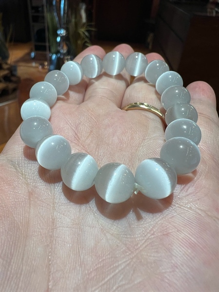 Vòng tay đá mặt trăng +