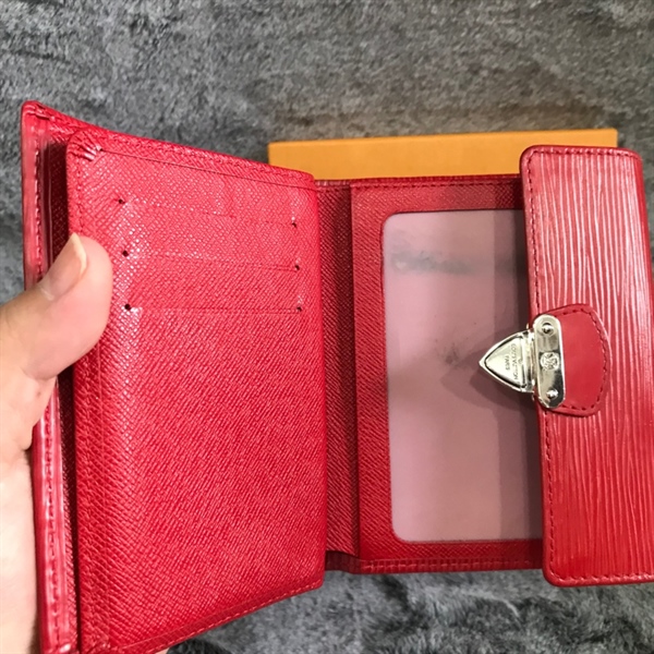 Ví LV vân đỏ KG+