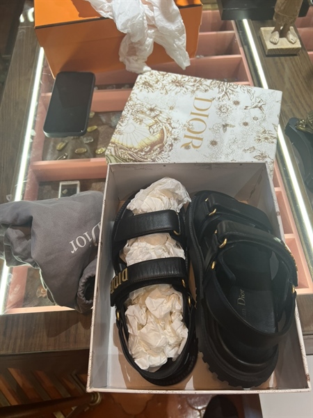 Dép Dior màu đen +
