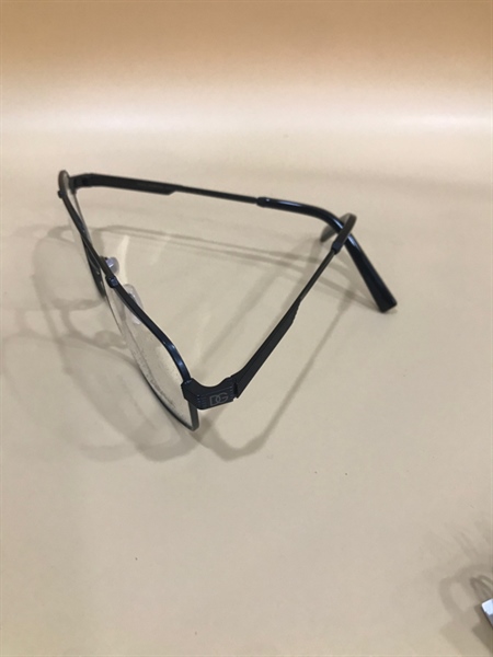 Kính D&G gọng đen mảnh KG+