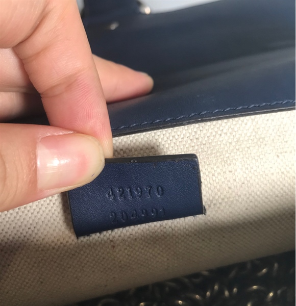 Túi GC rắn trắng đỏ KG+