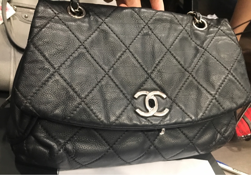 Túi Chanel đen da mềm KG+