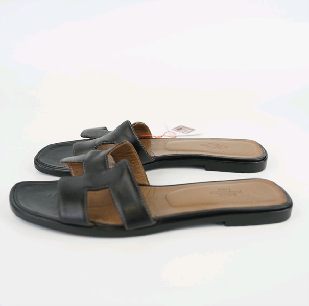 Dép Hermes đen sz38+