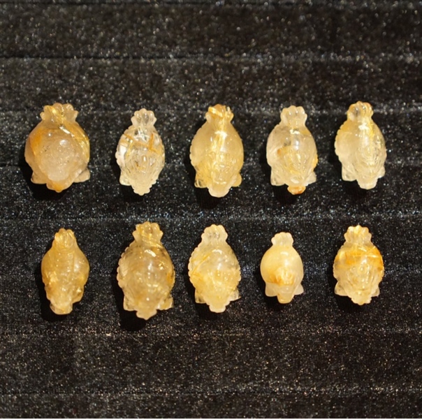 Cụ Long Quy thạch anh tóc vàng +