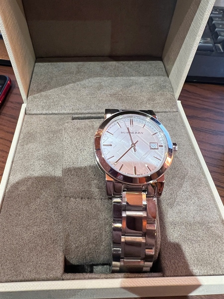 Đồng hồ BBR mặt tròn bạc quai bạc KG+