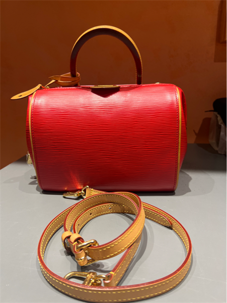 Túi LV speedy đỏ quai vàng +