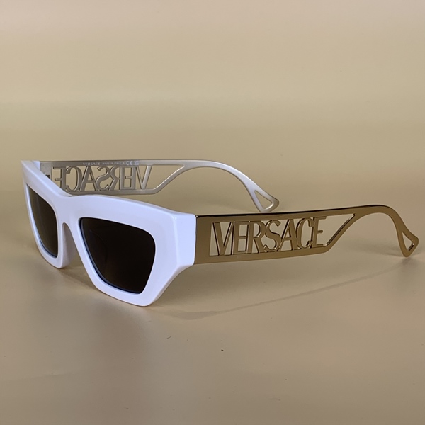 Kính Versace gọng chữ vàng KG+