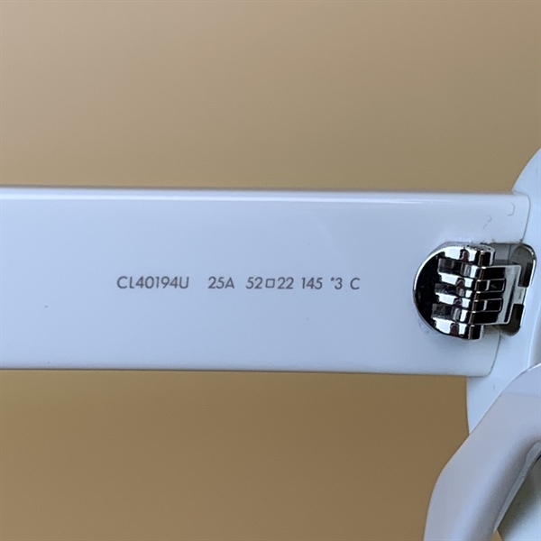 Kính Celine trắng logo vàng KG+