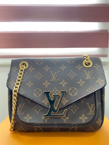 Túi LV Hoa Nâu Chữ Đen+