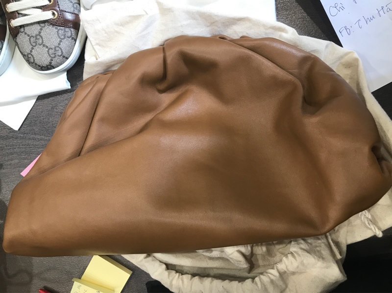 Túi Bottega Veneta màu nâu KG+